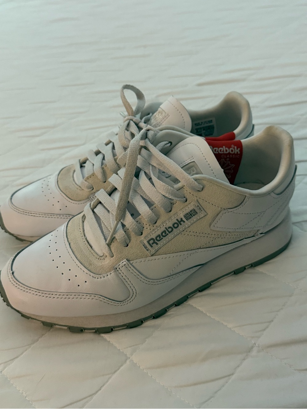 Reebok White and Light Gray Classic Sneakers with Red Tongue Tag Size 8.5